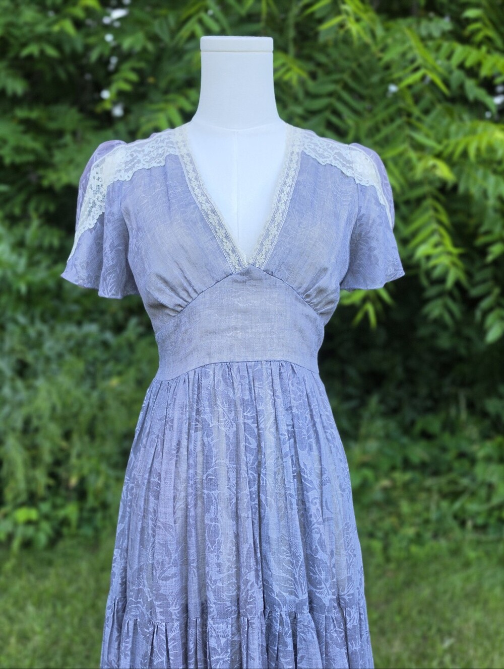 GUNNE SAX lace Trim Floral Midi Dress - Picture 2 of 11